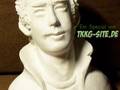 Tim als Gipsfigur