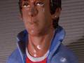 Tim als Gipsfigur