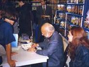 Corinna Harder trifft Stefan Wolf auf der Frankfurter Buchmesse am 17.10.1999, © Corinna Harder, 1999